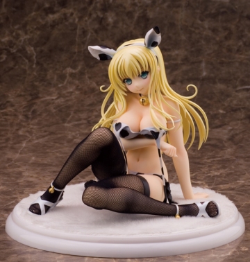 главная фотография Kashiwazaki Sena Cow Pattern Swimsuit Ver.