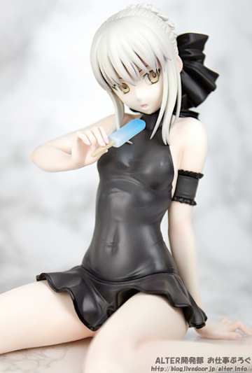 главная фотография Saber Alter Swimsuit Ver.