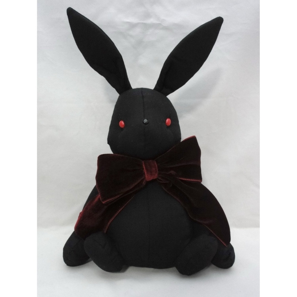 Черный кролик арт фото