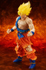 фотография Gigantic Series Super Saiyan Son Goku Damage Ver. Clear Hair Edition