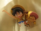 фотография Ochatomo Series One Piece Mugiwara Store Limited Gold Edition: Monkey D. Luffy & Tony Tony Chopper Gold Ver.