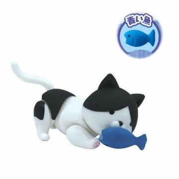 главная фотография Cup Figure Magnekko Cat Mini Action Figure Vol.3: Black and white cat fish
