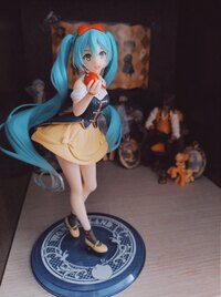 Hatsune Miku Wonderland Figure Shirayukihime Taito Crane Online Limited - My  Anime Shelf