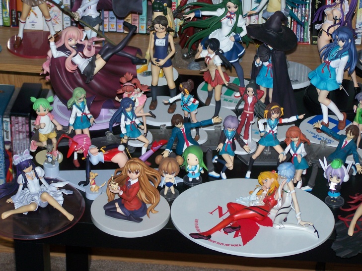 JOJO Figure Collection Boingo and Oingo - My Anime Shelf