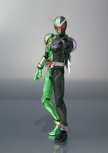 главная фотография S.H.Figuarts Kamen Rider W Cyclone/Joker