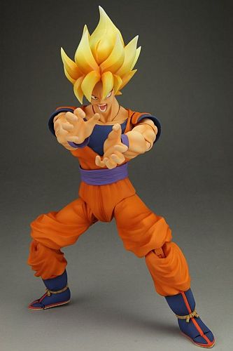 главная фотография S.H.Figuarts Son Goku Super Saiyan Special Color Edition