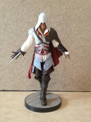 главная фотография Ezio Limited White Edition