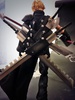 фотография Play Arts Kai Cloud Strife