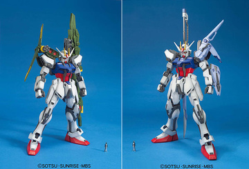 главная фотография MG GAT-X105+AQM/E-X02 Sword Strike Gundam, GAT-X105+AQM/E-X03 Launcher Strike Gundam