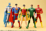 фотография DC Comics ARTFX+ Super Powers Classics Batman