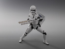 фотография S.H.Figuarts First Order Stormtrooper Shield & Baton Set