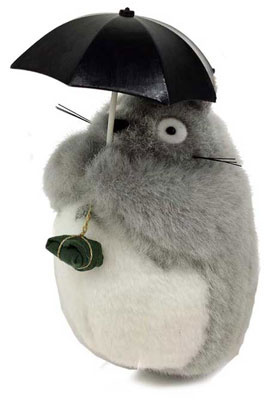 главная фотография Big Totoro Holding Umbrella