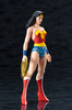 фотография DC Comics ARTFX+ Super Powers Classics Wonder Woman
