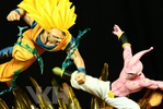 фотография SSJ3 Goku vs Kid Buu Resin Statue