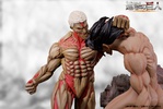 фотография Rogue Titan VS Armored Titan 