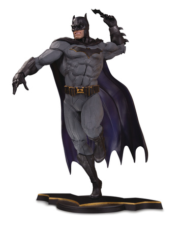 главная фотография DC Core Batman Statue