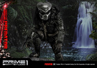 фотография Premium Masterline Big Game Cover Art Predator