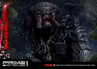 фотография Premium Masterline Big Game Cover Art Predator