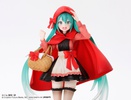 фотография Hatsune Miku Wonderland Figure Series Little Red Riding Hood ver.