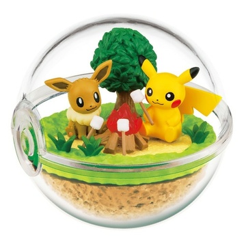 главная фотография Pokemon Terrarium Collection with Pikachu: Pikachu & Eevee Bonfire