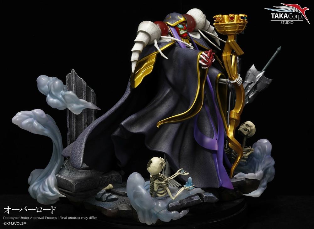 Ainz Ooal Gown.