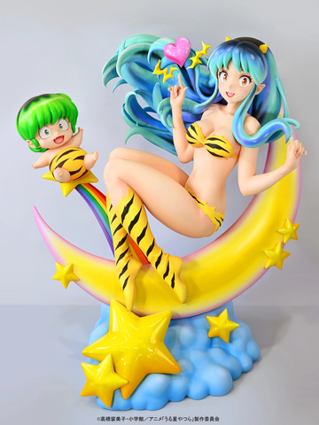 главная фотография Life-Size Lum & Ten Box cafe&space Collaboration