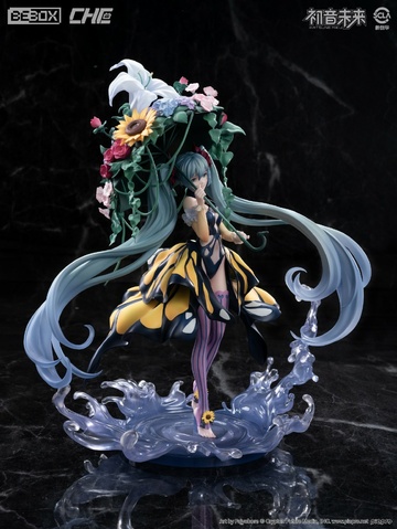 главная фотография Hatsune Miku Swallowtail Butterfly