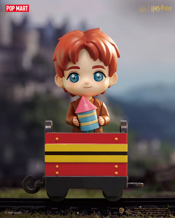 главная фотография POP MART X Harry Potter Heading to Hogwarts: Fred Weasley