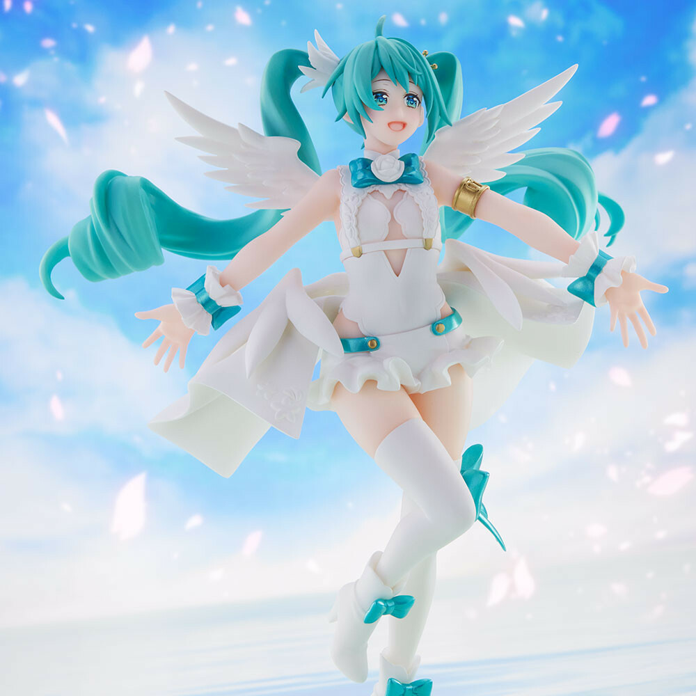 SPM Figure Hatsune Miku 15th Anniversary Murakami Yuichi Ver. - My Anime  Shelf