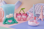 фотография Dr. Moricky Art Figure Collection: Pink Swan & Makeup