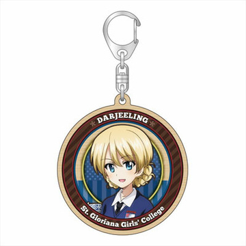 главная фотография Girls und Panzer das Finale Wood Keychain: Darjeeling