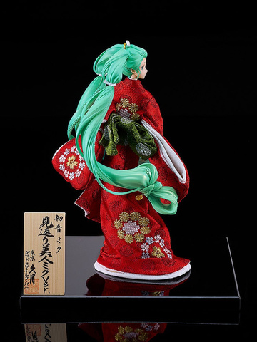 главная фотография Hatsune Miku Beauty Looking Back Miku Ver. -Kyuugetsu Collaboration Japanese Doll-