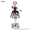 фотография Exc∞d Creative Figure Ram Bird Cage Dress